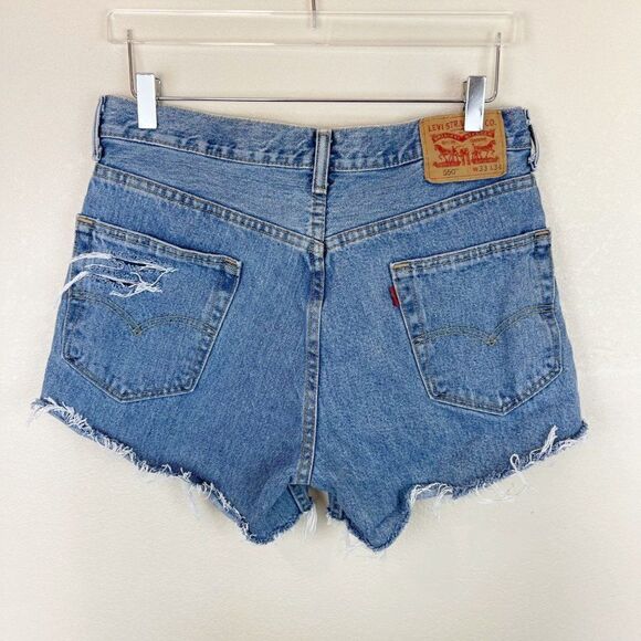 Levis High Waisted Mom Shorts Ripped DIY Cut Off Daisy Dukes 33 - Picture 5 of 7